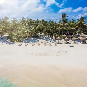 Mistiq 4*, Tulum México